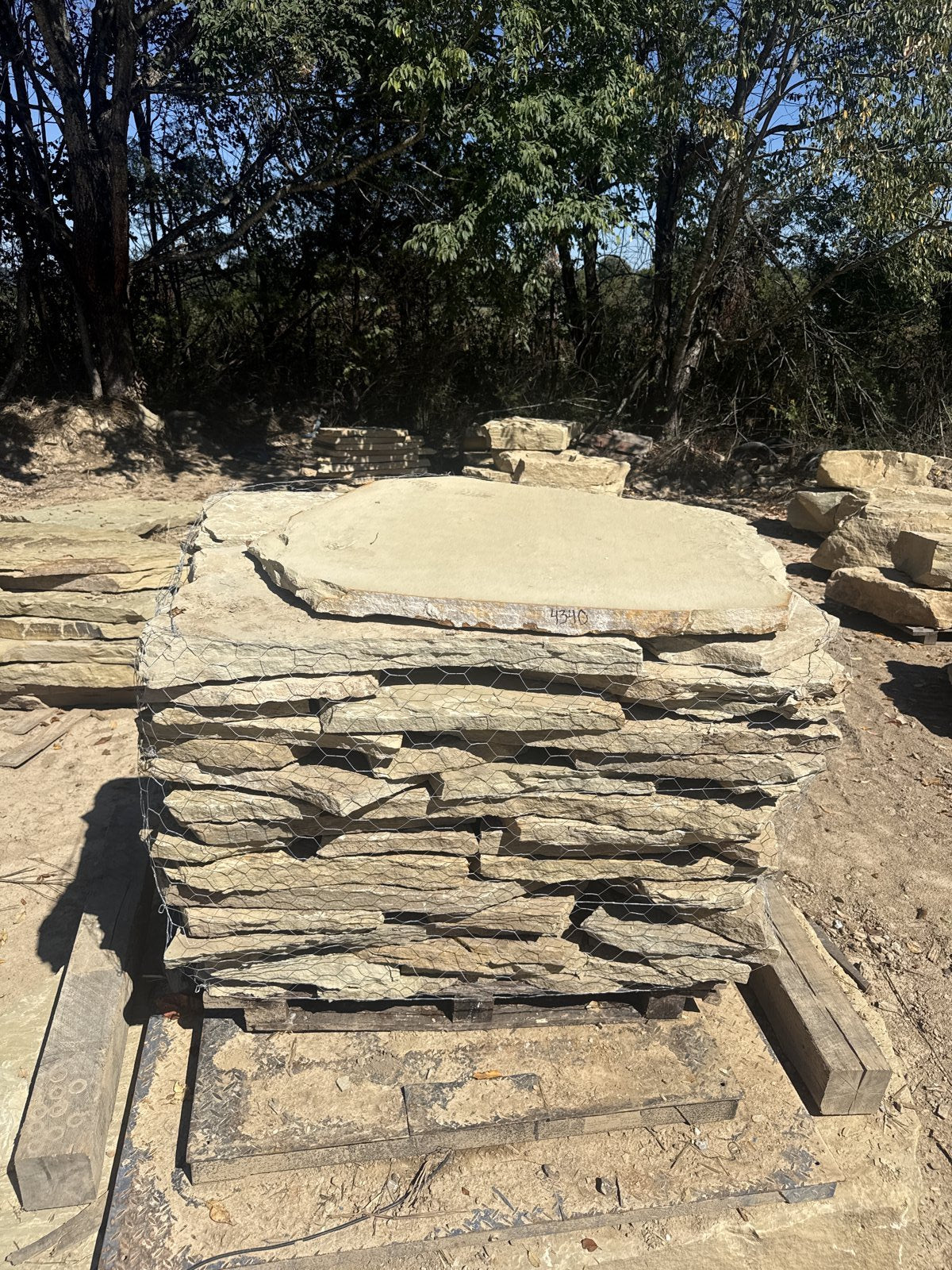 TN Buckskin 1.5–2" Flagging ~4000 lb