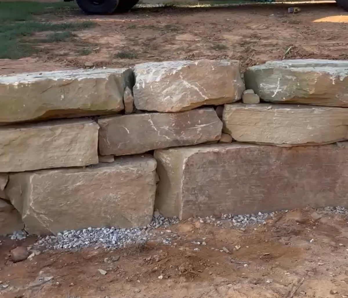 TN Buckskin Blend Dry Stack Retaining Wall